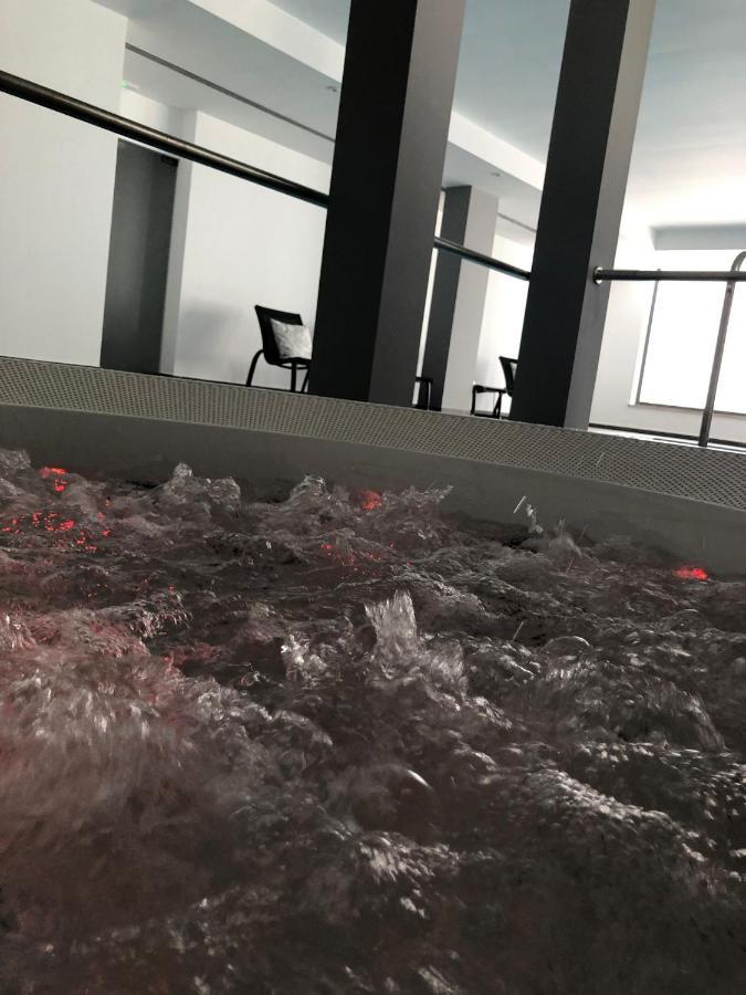 Villa Rey Spa & Hotel 雷镇 外观 照片